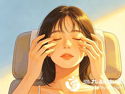 术后1周内不要用力按压、揉搓面部注射区域 术后1周内不要用力按压、揉搓面部注射区域