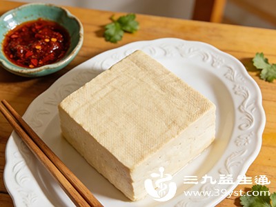 豆腐（每100克含0.03毫克）