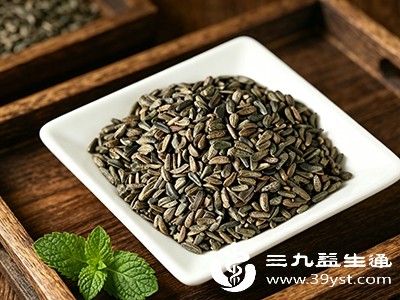 牛蒡子可通过温和滋养肌肤，增强肌肤自身的防护屏障