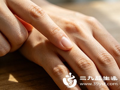 无名指疼痛影响日常 一文说清常见诱因+应对要点