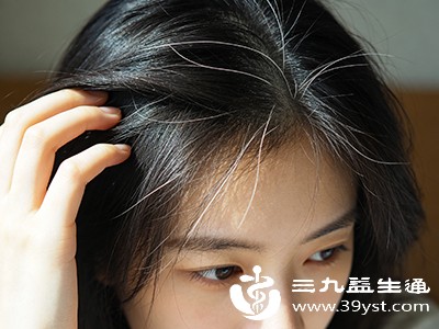 长白发别总怪年龄 可能是你太累了 身体在求救
