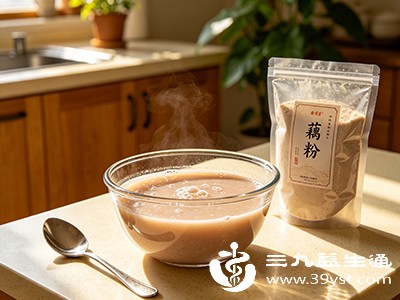 冲好的藕粉建议30分钟内食用，放置超过1小时会逐渐变稀