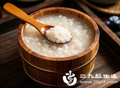 酒酿吃了易胖？错！关键在“怎么吃”：控100g内+避高糖搭 热量不超标