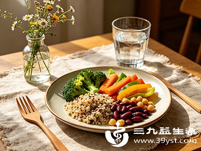 通过合理搭配饮食，既能保证营养，又能减少多余热量摄入