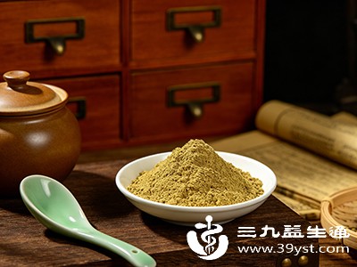 将干石斛打成细粉,每次取1-2克,用温水送服 将干石斛打成细粉,每次取1-2克,用温水送服