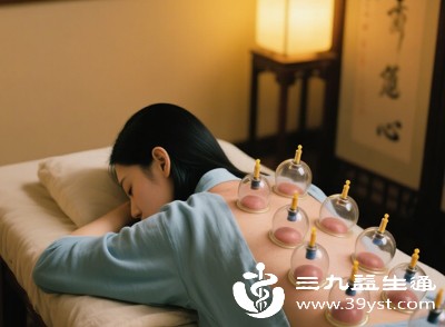 刺血拔罐只能局部疏通经络、缓解表层淤堵，无法排出体内脏器毒素，频繁操作反而伤身