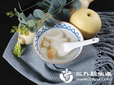 雪梨能快速为身体补充水分,维持皮肤水润和身体正常代谢 雪梨能快速为身体补充水分,维持皮肤水润和身体正常代谢