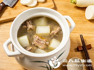 肉汤中脂肪含量较高,蛋白质等营养成分不如肉本身丰富 肉汤中脂肪含量较高,蛋白质等营养成分不如肉本身丰富