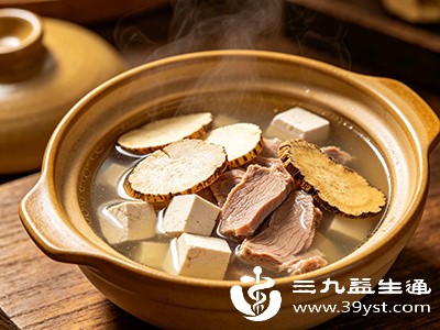 土茯苓质地较硬，煲汤时间不宜过短