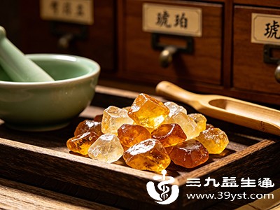 琥珀具有镇惊安神的核心功效，对于心神不宁相关的状况有较好的调理作用