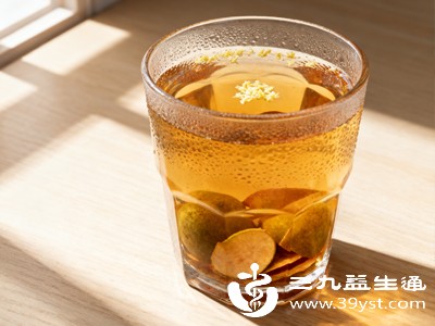 罗汉果凉性集中，无需整颗冲泡。日常养生每次取四分之一即可，果肉果壳搭配冲泡，营养更全面，可反复续水
