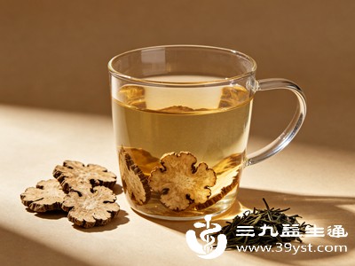 如果觉得单独冲泡川芎味道单调，可搭配少量温和的食材一起，口感更好，滋养效果也更全面