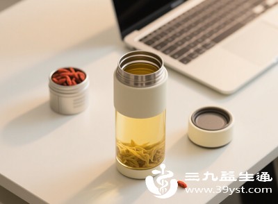 蒲公英+红枣枸杞:中和寒性、温和养生 蒲公英+红枣枸杞:中和寒性、温和养生