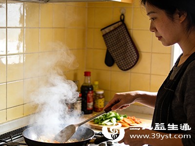 烹饪时应避免过度清洗、长时间浸泡和高温爆炒 烹饪时应避免过度清洗、长时间浸泡和高温爆炒