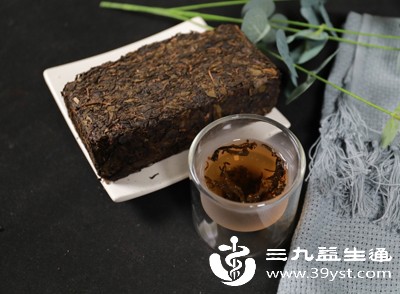 不靠染发 几款天然洗头方温和养黑白发 固本养发根