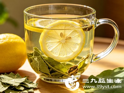 柠檬荷叶茶最大的优势在于“低热量”，用它来替代高糖高脂的奶茶、果汁等饮品，能有效减少日常热量摄入，这才是其辅助减肥的关键逻辑