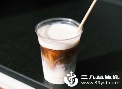 喝完可乐能喝牛奶吗 别轻信食物相克谣言
