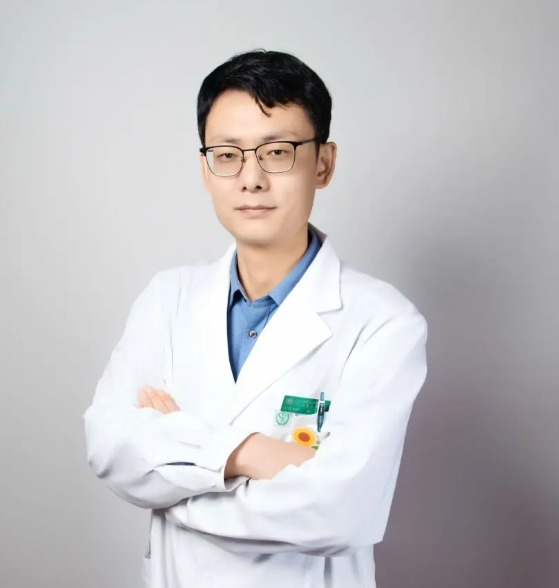 李瑛