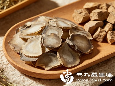 附子擅长温补下焦肾阳与中焦脾阳,能够补足身体虚寒之火,改善脏腑机能 附子擅长温补下焦肾阳与中焦脾阳,能够补足身体虚寒之火,改善脏腑机能
