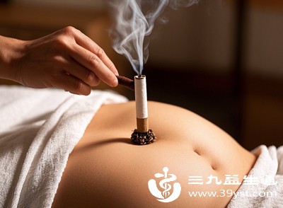 艾灸肚脐可健脾祛湿、加速水湿代谢，快速改善水肿型肥胖