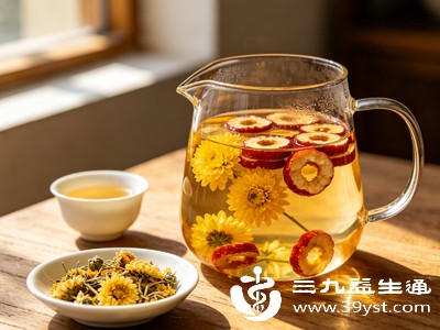 菊花山楂茶是中老年群体的优质养生茶饮,活血通络、养护血管效果突出 菊花山楂茶是中老年群体的优质养生茶饮,活血通络、养护血管效果突出