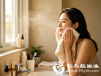 很多家庭一条毛巾“从头擦到脚”，这样容易交叉传播细菌