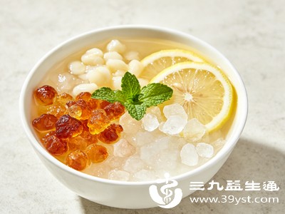 儿童脾胃尚未发育完全，消化功能薄弱，黏稠胶质难以消化，容易引发积食、腹胀、食欲不振