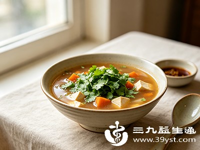 香菜通常作为配菜食用，单次摄入量不大