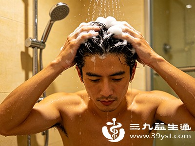 这5个洗头坏习惯很多人天天都在犯 难怪头发越洗越差