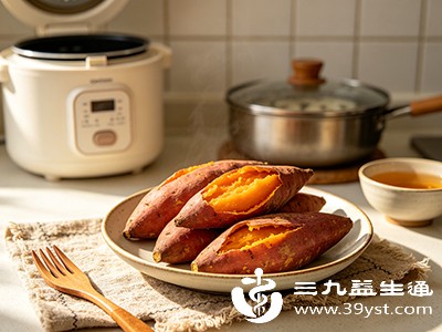 每天食用100-200克红薯(约中等大小红薯的1/3到1/2)即可 每天食用100-200克红薯(约中等大小红薯的1/3到1/2)即可