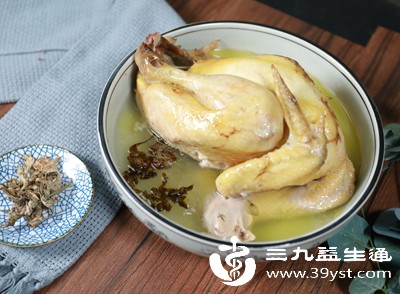 最佳调味时间是出锅前5分钟,少量食盐调味即可,无需味精、鸡精、酱油等重调料,最大程度保留鸡汤原汁原味和营养价值 最佳调味时间是出锅前5分钟,少量食盐调味即可,无需味精、鸡精、酱油等重调料,最大程度保留鸡汤原汁原味和营养价值