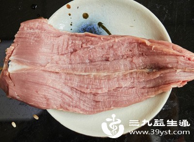 晨起反酸饭后想吐原因全在这 普通人也能科学调理不踩坑