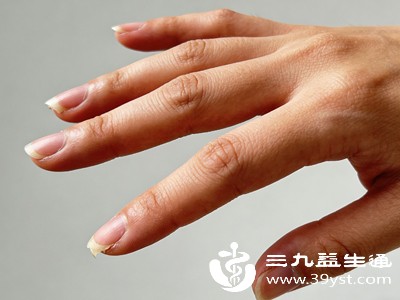 大多数人的倒刺,和营养缺乏无关,主要还是皮肤干燥和护理不当导致的,盲目补充维生素并不会起到明显效果 大多数人的倒刺,和营养缺乏无关,主要还是皮肤干燥和护理不当导致的,盲目补充维生素并不会起到明显效果