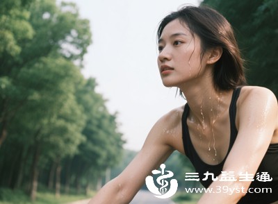 运动后及时擦干汗水、更换干爽衣物,避免吹风受凉、寒湿入体 运动后及时擦干汗水、更换干爽衣物,避免吹风受凉、寒湿入体