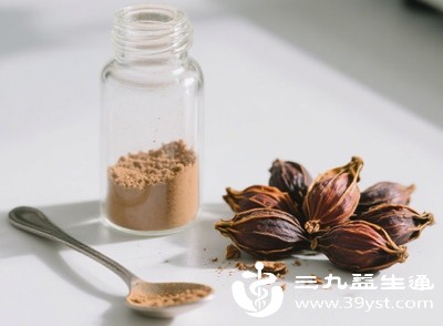 传统上认为栀子性寒，具有清热泻火的作用