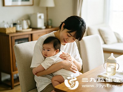 正确拍打背部即可缓解，过度紧张反而可能影响对宝宝的护理