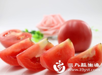 番茄：清热润燥，缓解甲功燥热不适