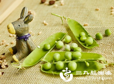 我们平时菜市场买的新鲜嫩豌豆,也就是带荚去壳的青豌豆粒,嘌呤含量并不高,每100克约34.8-37.2毫克,属于低嘌呤食物 我们平时菜市场买的新鲜嫩豌豆,也就是带荚去壳的青豌豆粒,嘌呤含量并不高,每100克约34.8-37.2毫克,属于低嘌呤食物