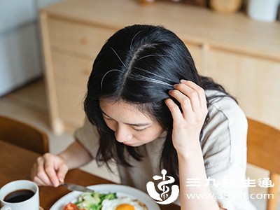头发白了能吃黑吗 营养师：这4类食材要多吃 延缓白发