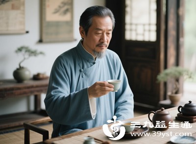 隔夜茶的危害,大多源于储存不当、放置时间过长,也是大家需要重点规避的风险,长期盲目饮用会损伤脏腑健康 隔夜茶的危害,大多源于储存不当、放置时间过长,也是大家需要重点规避的风险,长期盲目饮用会损伤脏腑健康