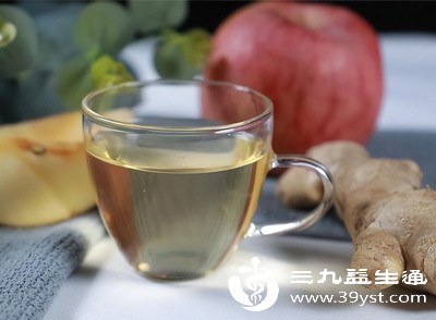 喝醋解酒的说法,是误以为醋能中和酒精,但实际上,醋的酸性较强,会刺激胃黏膜,与酒精叠加,容易引发胃灼热、胃痛,甚至胃溃疡 喝醋解酒的说法,是误以为醋能中和酒精,但实际上,醋的酸性较强,会刺激胃黏膜,与酒精叠加,容易引发胃灼热、胃痛,甚至胃溃疡