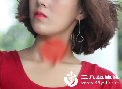 吃东西呛到气管咳不出来怎么办 别硬咳 正确急救方法人人要会