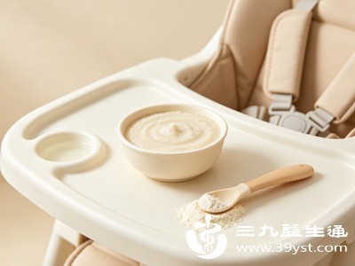 主食是辅食的基础,优先选择软烂、易消化的种类,比如高铁米粉、小米粥、大米粥、软烂的面条、南瓜泥粥、山药粥等 主食是辅食的基础,优先选择软烂、易消化的种类,比如高铁米粉、小米粥、大米粥、软烂的面条、南瓜泥粥、山药粥等