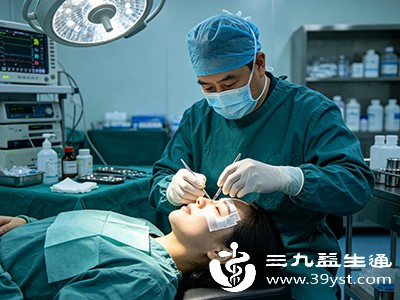 想割双眼皮？先了解恢复时间 全切约3-6个月自然 附加速恢复小窍门