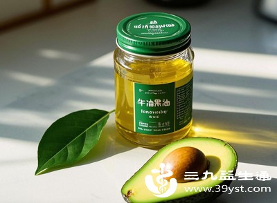 牛油果油开封后,需密封冷藏保存,避免阳光直射和高温环境,防止油脂氧化变质 牛油果油开封后,需密封冷藏保存,避免阳光直射和高温环境,防止油脂氧化变质