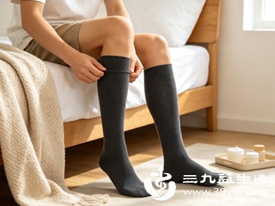 穿戴时要注意贴合腿部，不要卷边、褶皱，否则会影响压迫效果，甚至导致局部血液循环不畅