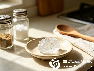 白矾有啥用 从传统到现代 科学解读其功效与潜在风险