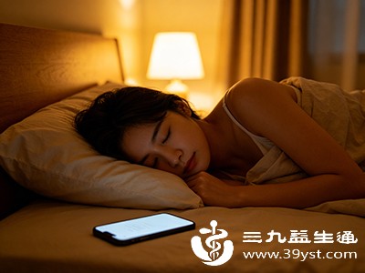 拔智齿前一天需保证充足的睡眠,避免熬夜,让身体处于良好的疲劳状态 拔智齿前一天需保证充足的睡眠,避免熬夜,让身体处于良好的疲劳状态