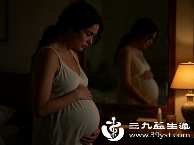 多数孕妈属于正常孕期情绪波动:因激素变化、身体不适、角色转变、家庭压力等 多数孕妈属于正常孕期情绪波动:因激素变化、身体不适、角色转变、家庭压力等