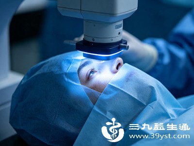 全飞秒仅2毫米微小切口，无角膜瓣、无掀开创面，角膜整体结构完整，原生组织保留更多，稳定性更强